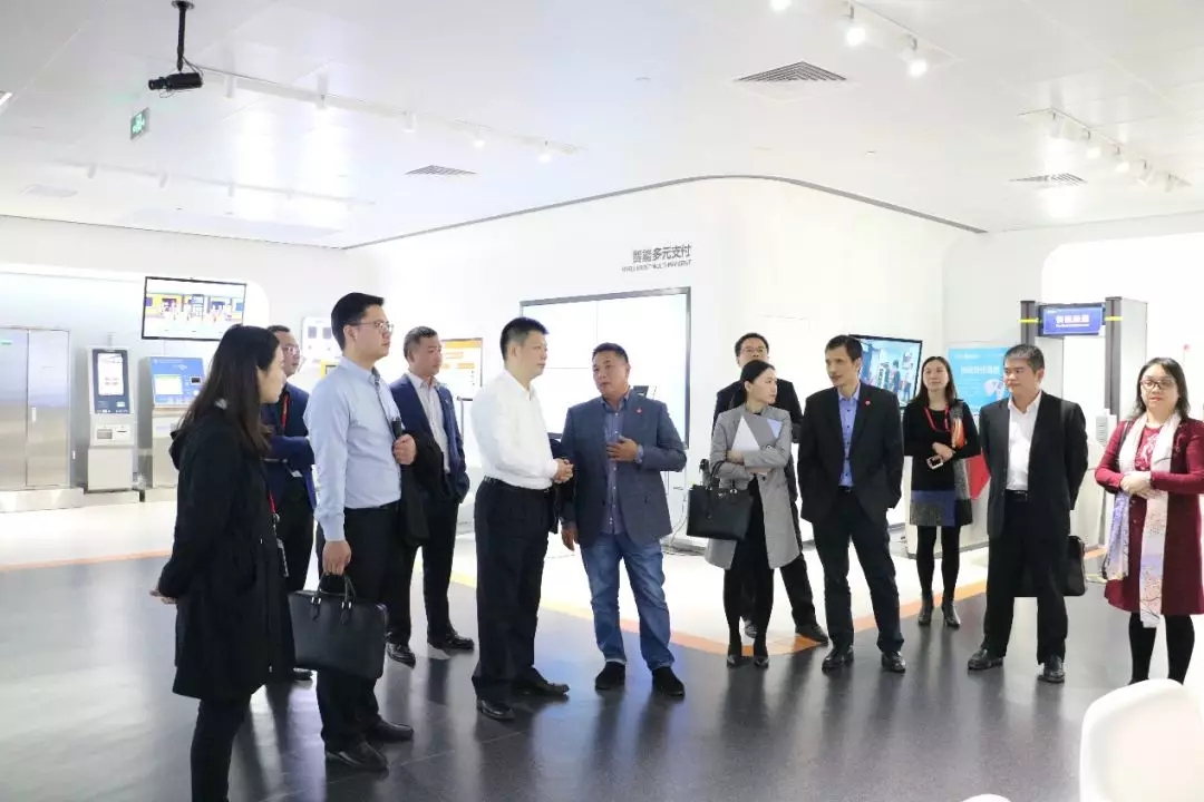 1545300594115428.jpg 640.webp (1).jpg